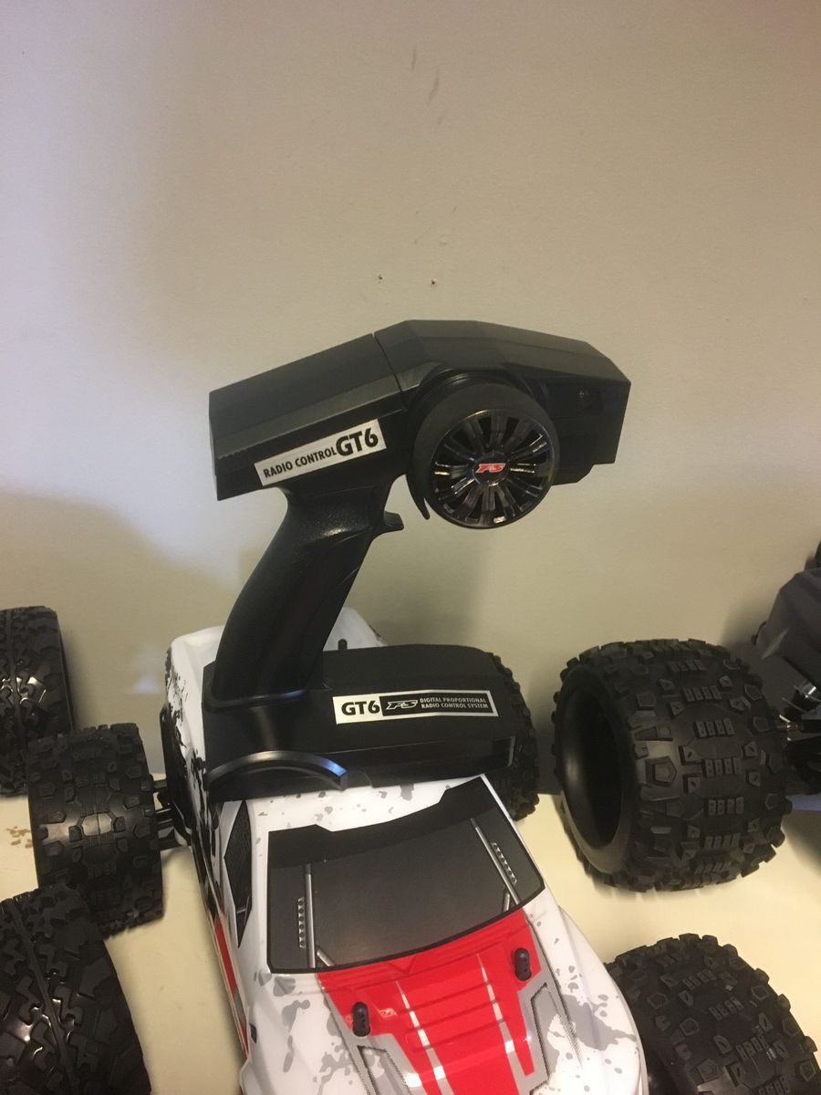 FS Racing Rebel 1/10 Børsteløs Monster Truck RTR